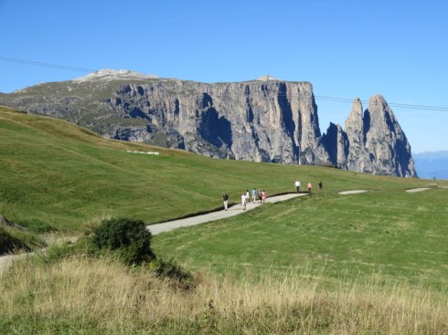 Path across Alpe di Siusi